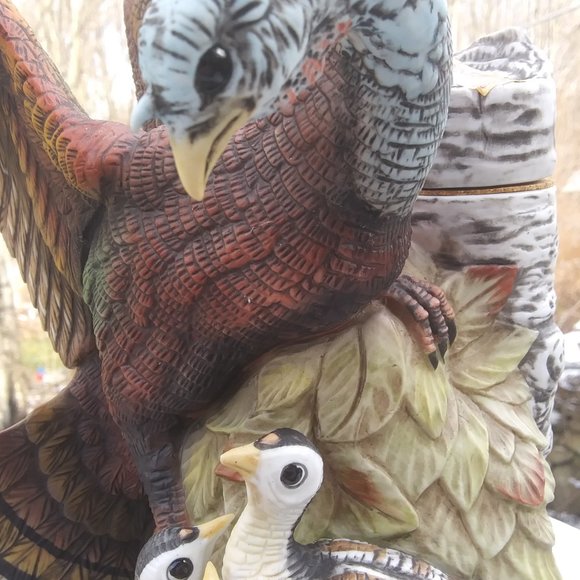 Vintage Austin Nichols Wild Turkey Porcelain Decanter 1984 Turkey with Poults - Picture 12 of 16